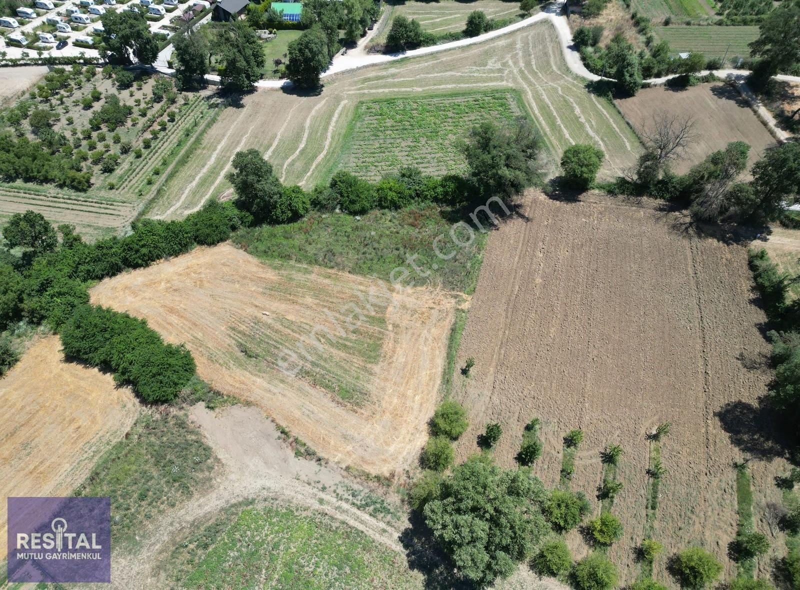 Rs Mutlu Alaaddinbey De Satılık 4075 M2 Resmi Yolu Olan Arazi - Görsel 34