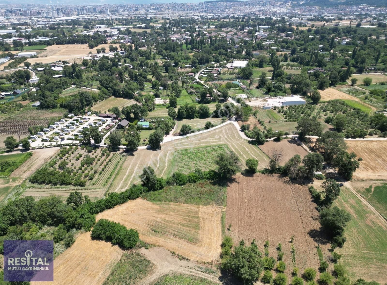 Rs Mutlu Alaaddinbey De Satılık 4075 M2 Resmi Yolu Olan Arazi