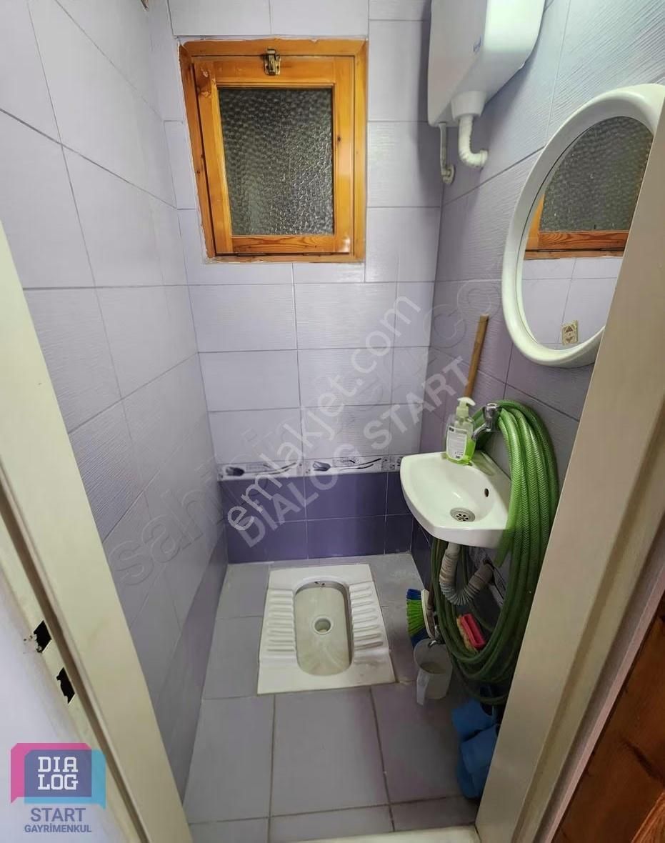 Bayraklıda Site İçerisinde Tadilatlı 3+1 Daire - Görsel 2