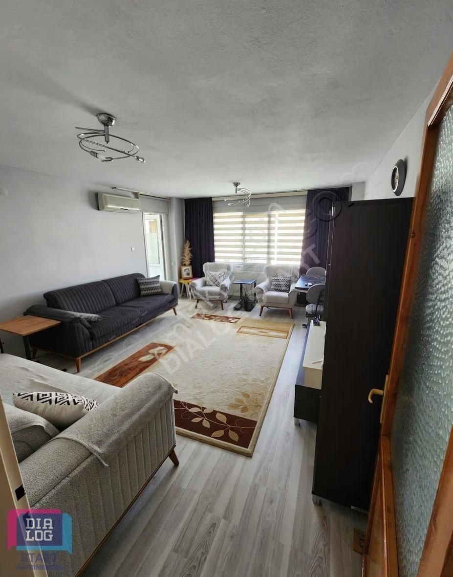 Bayraklıda Site İçerisinde Tadilatlı 3+1 Daire - Görsel 6