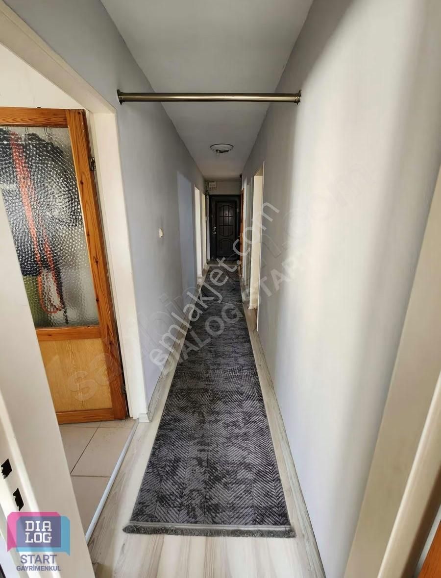 Bayraklıda Site İçerisinde Tadilatlı 3+1 Daire - Görsel 25