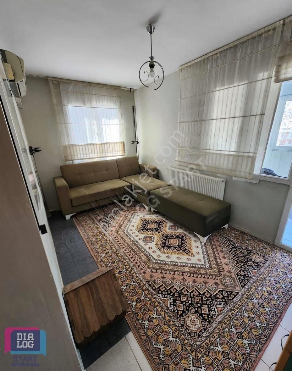 Bayraklıda Site İçerisinde Tadilatlı 3+1 Daire - Görsel 21
