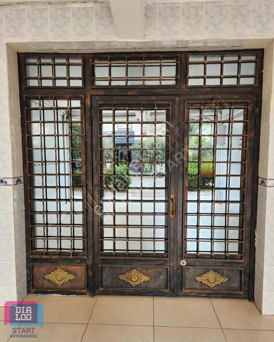 Bayraklıda Site İçerisinde Tadilatlı 3+1 Daire - Görsel 14