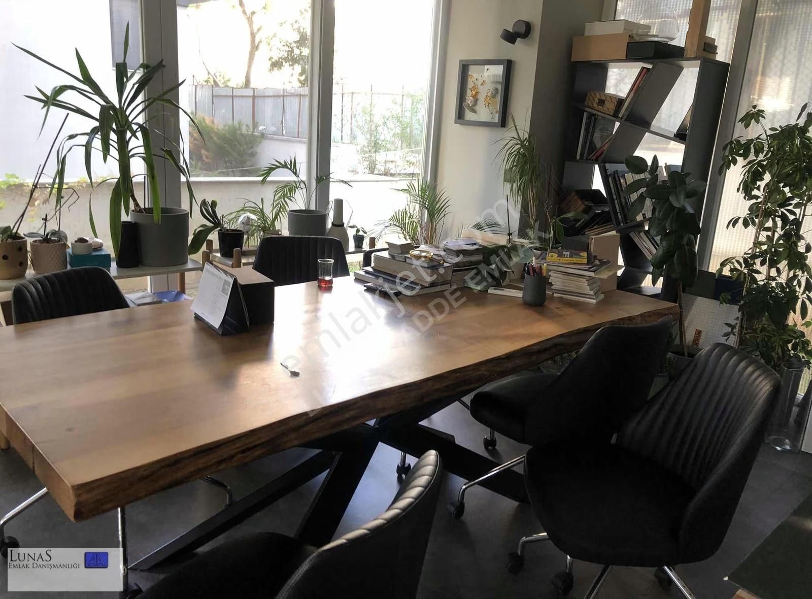 Lunas Emlaktan Ofis Şaşkınbakkal Merkez De