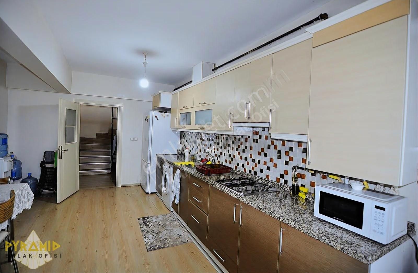 Pyramıd'den Beylikdüzü Yeşilkent-3 Teraslı 4+1 Dublex Daire - Görsel 13