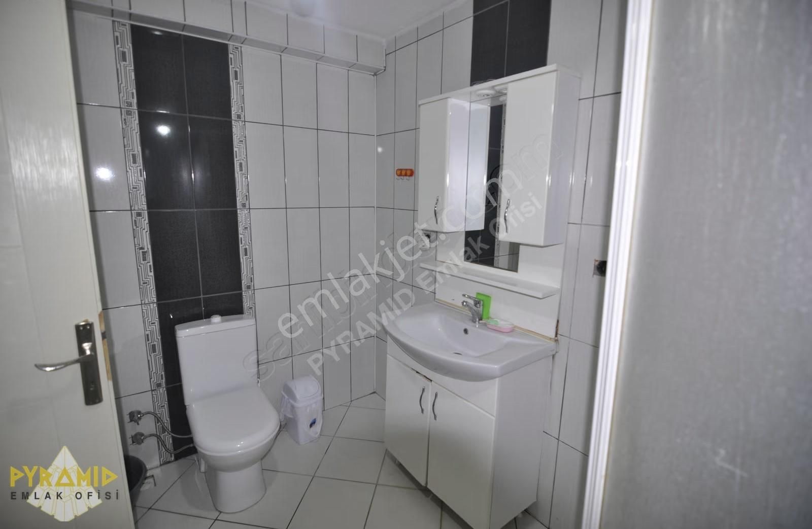 Pyramıd'den Beylikdüzü Yeşilkent-3 Teraslı 4+1 Dublex Daire - Görsel 7