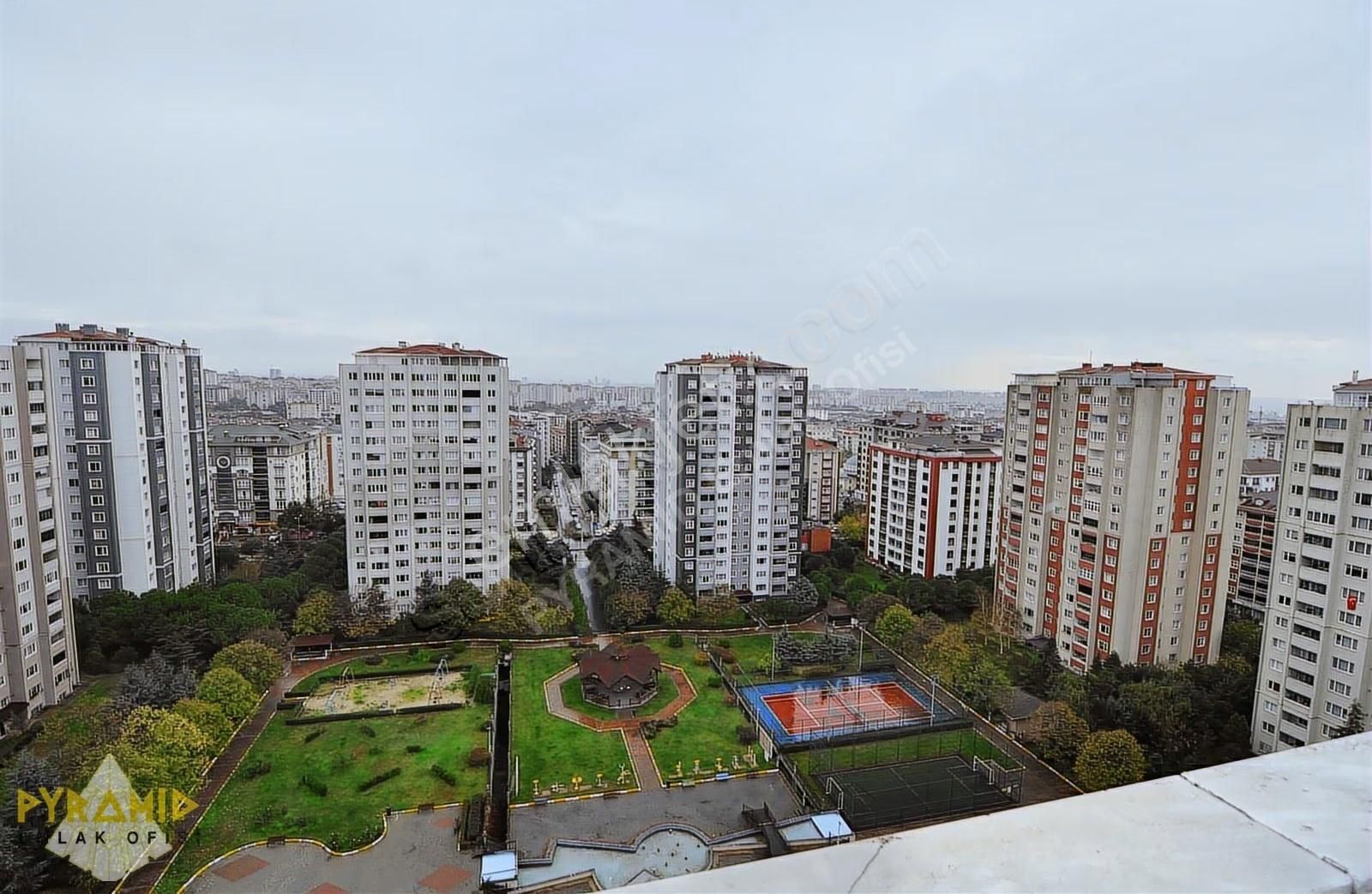 Pyramıd'den Beylikdüzü Yeşilkent-3 Teraslı 4+1 Dublex Daire - Görsel 2