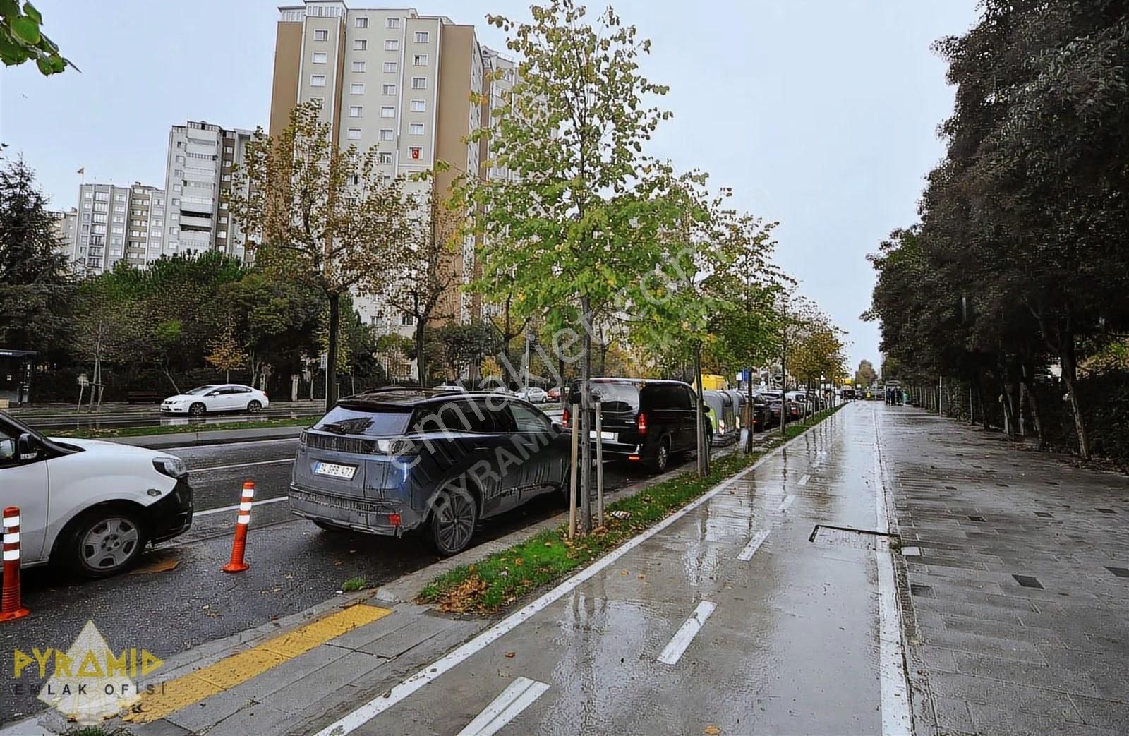 Pyramıd'den Beylikdüzü Yeşilkent-3 Teraslı 4+1 Dublex Daire - Görsel 15