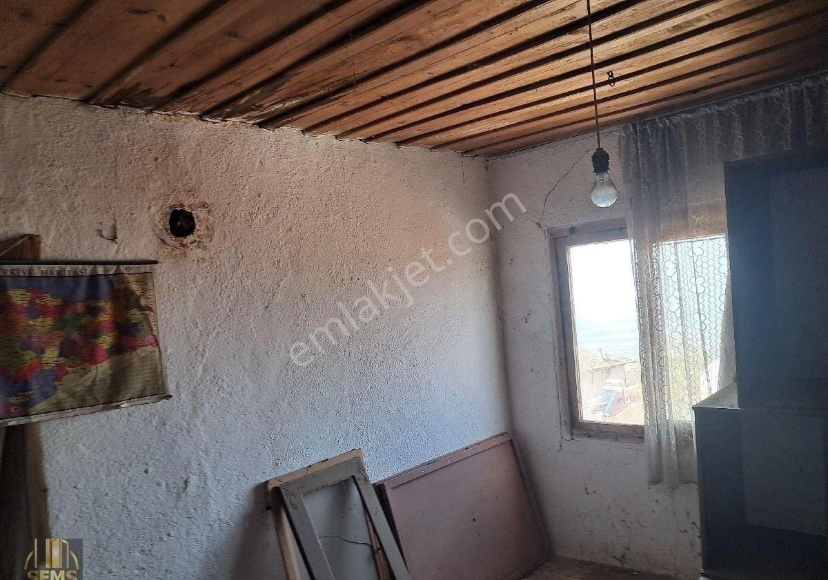 Subaşı Mahallesinde 2 Katlı Ev - Görsel 27