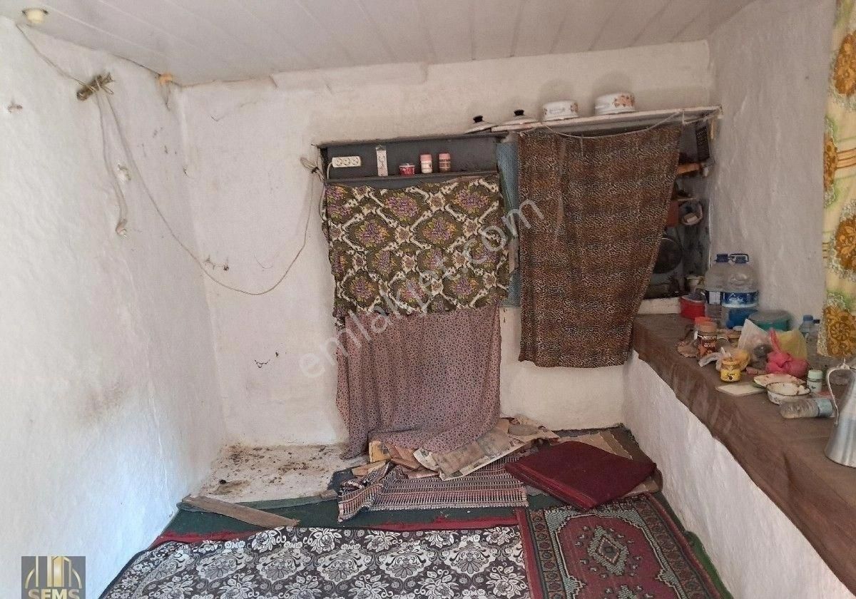 Subaşı Mahallesinde 2 Katlı Ev - Görsel 10