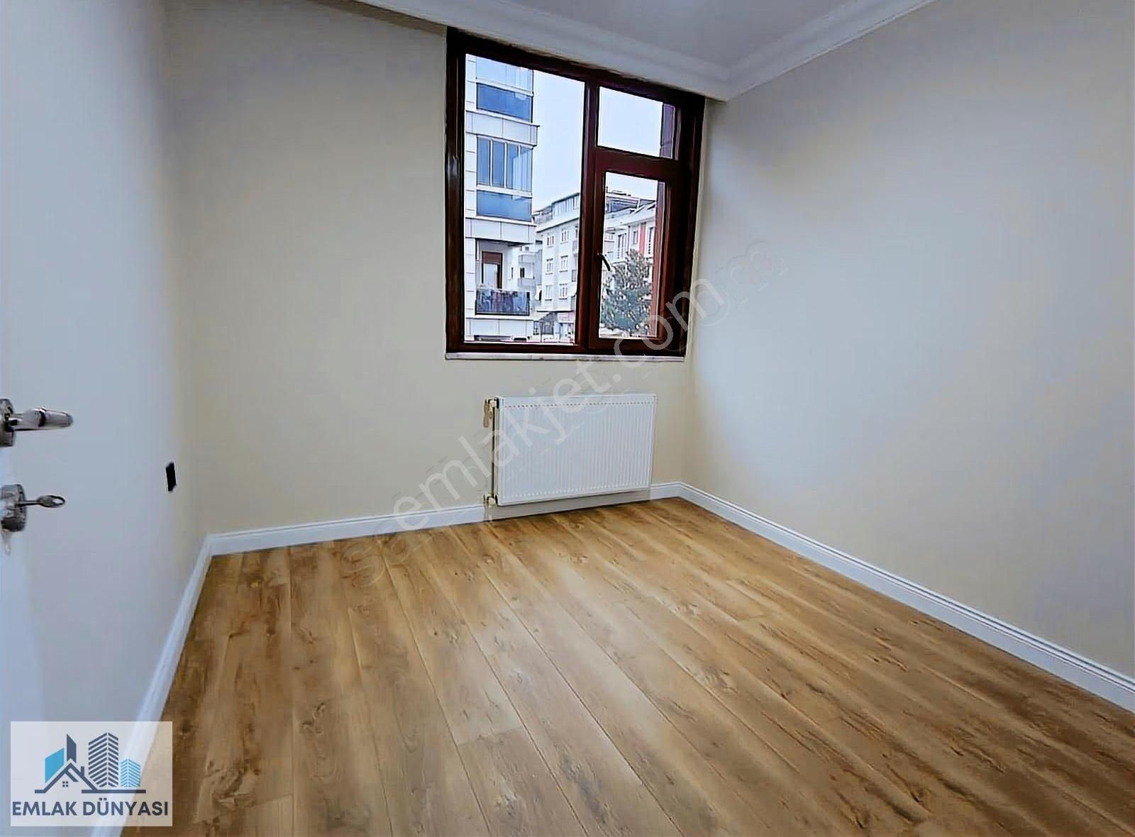 Emlak Dünyasından Balkonlu Ön Cephe Ara Katta Genç Binada 2+1 - Görsel 15