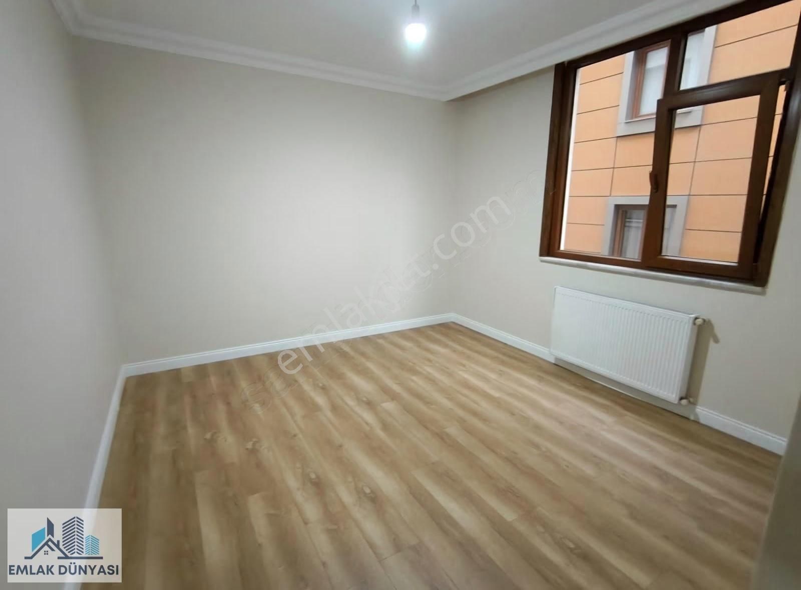 Emlak Dünyasından Balkonlu Ön Cephe Ara Katta Genç Binada 2+1 - Görsel 2