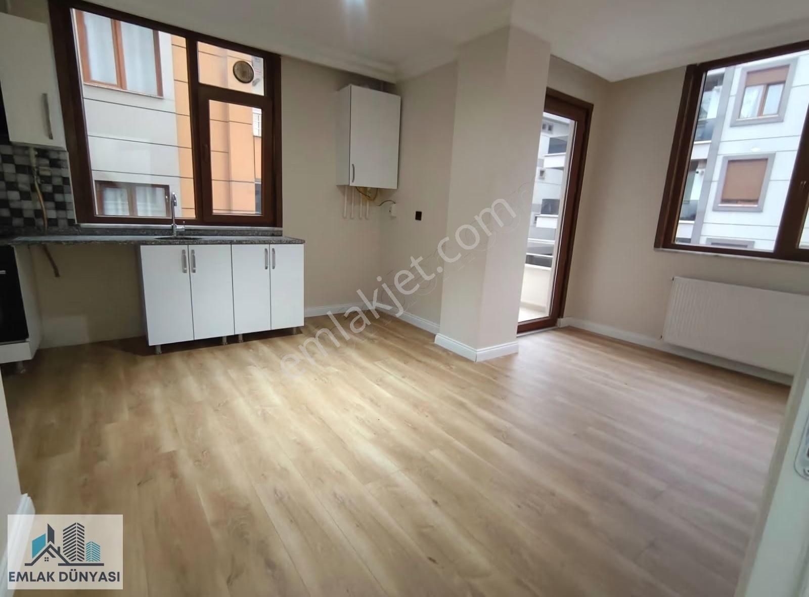 Emlak Dünyasından Balkonlu Ön Cephe Ara Katta Genç Binada 2+1 - Görsel 6