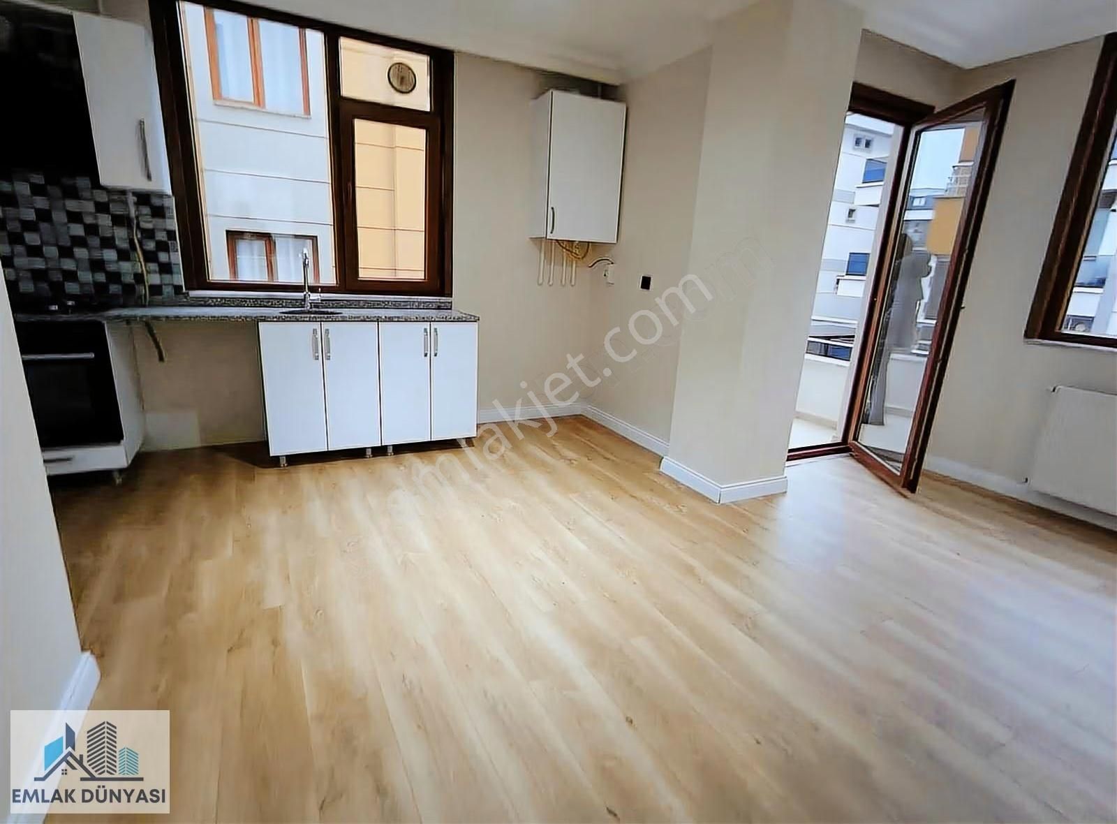 Emlak Dünyasından Balkonlu Ön Cephe Ara Katta Genç Binada 2+1 - Görsel 19