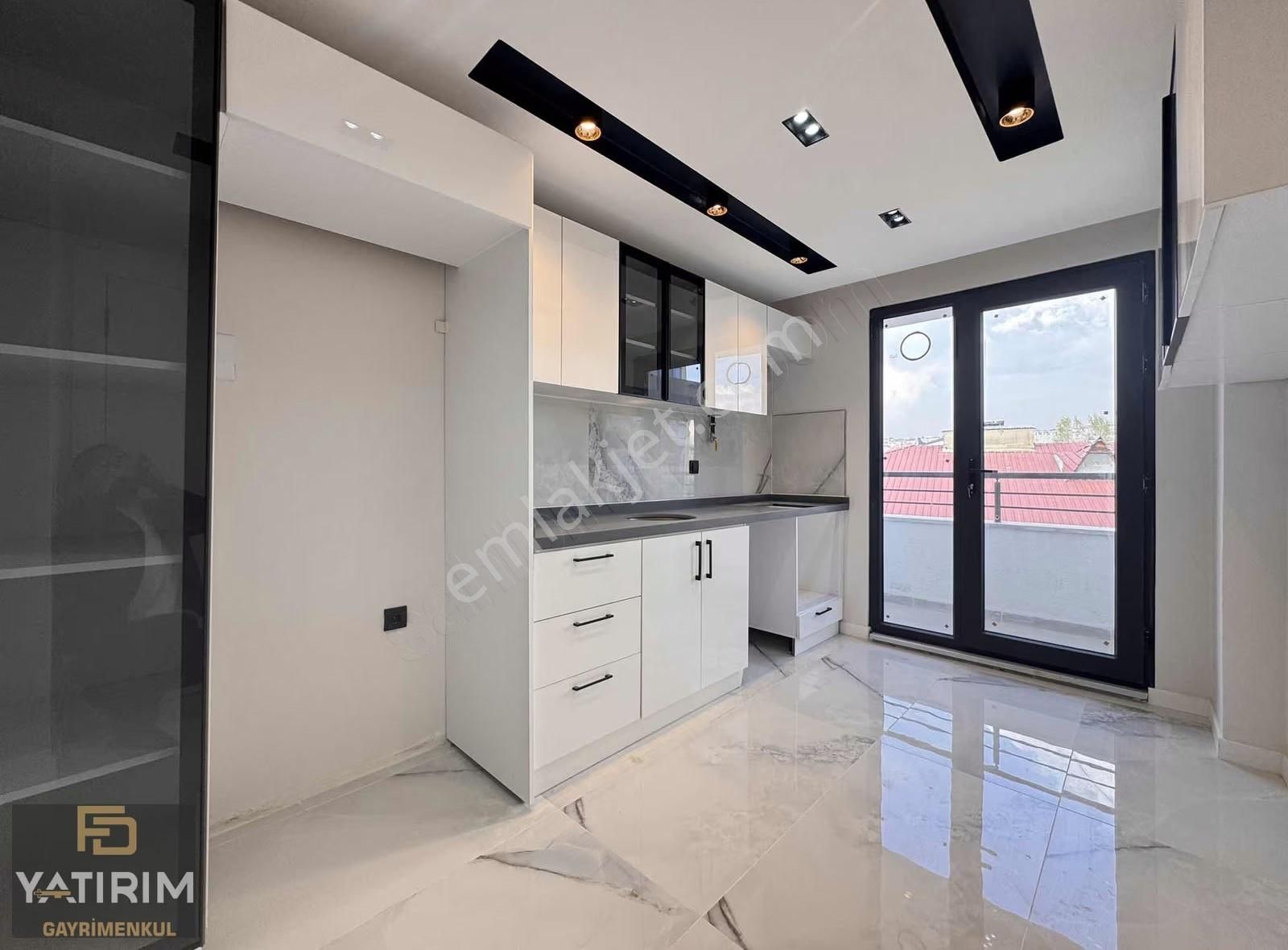 Marmaray Ve İstasyon Cad Yakını 2+1 95 M2 4. Kat Asansörlü Daire - Görsel 3