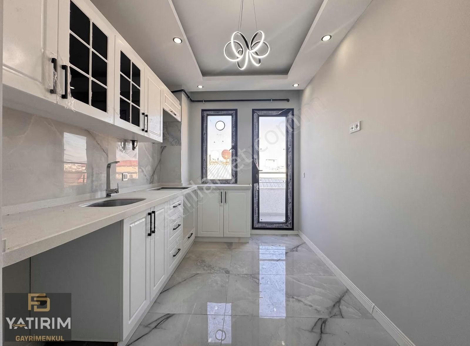 Marmaray Yakını Asansörlü Lüx 2+1 95 M2 En Üst Kat Fırsatı - Görsel 5