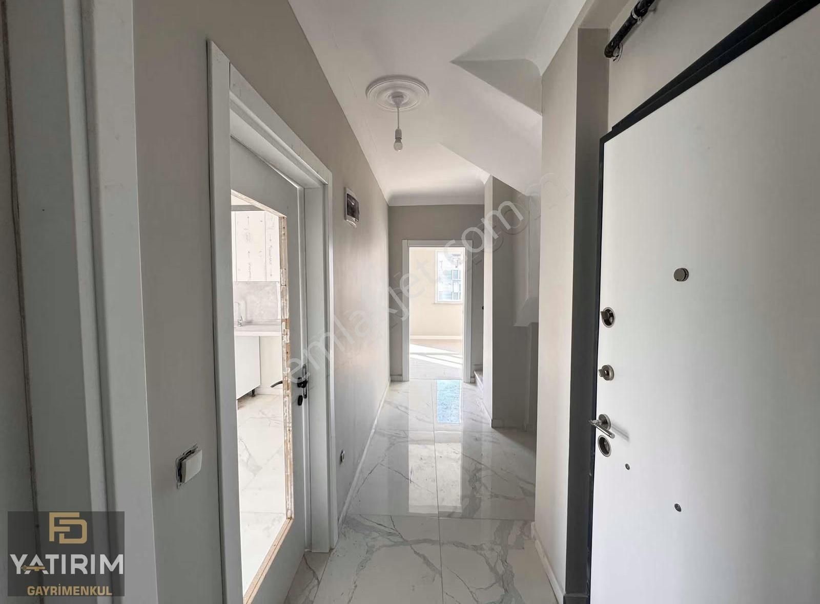 Tuzla Cad Yakını Çift Girişli Geniş 4+1 200 M2 Çatı Dubleks - Görsel 13