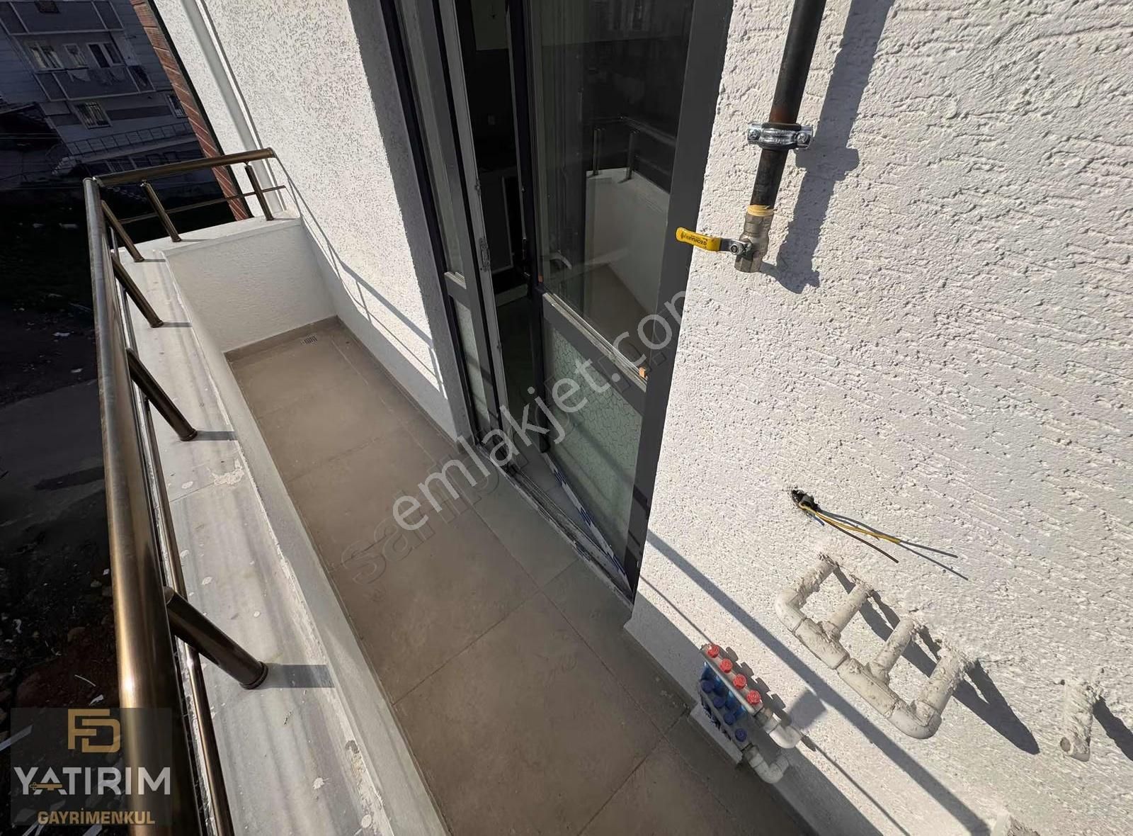 Tuzla Cad Yakını Çift Girişli Geniş 4+1 200 M2 Çatı Dubleks - Görsel 9