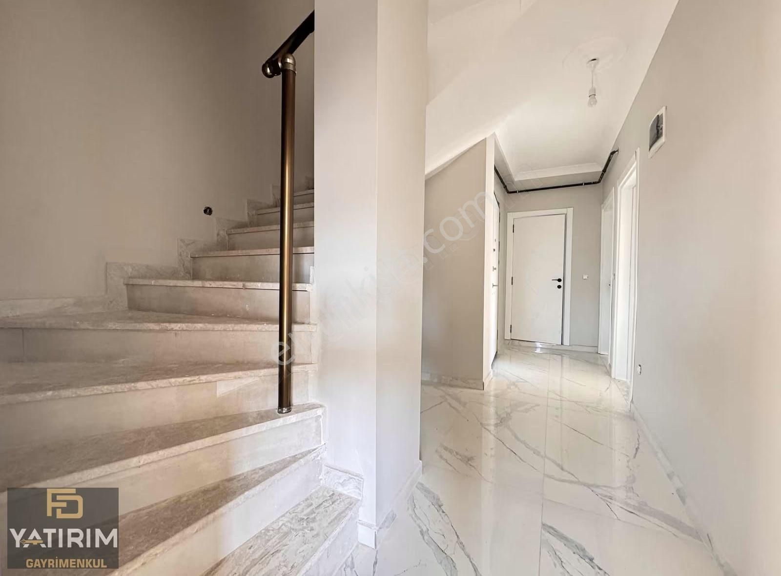 Tuzla Cad Yakını Çift Girişli Geniş 4+1 200 M2 Çatı Dubleks - Görsel 21