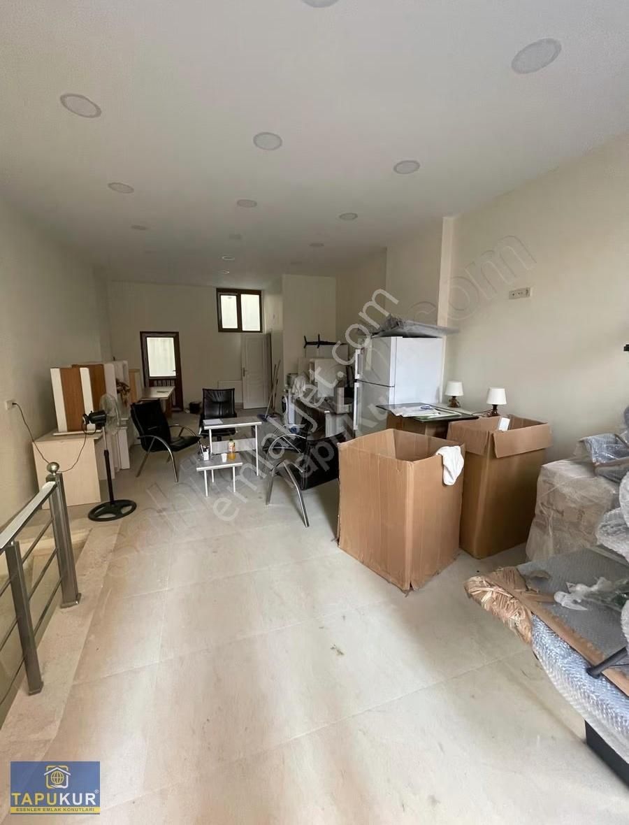 Fatih'te Altay Caddesinde Satılık Dükkanlar Tapukur'dan - Görsel 17