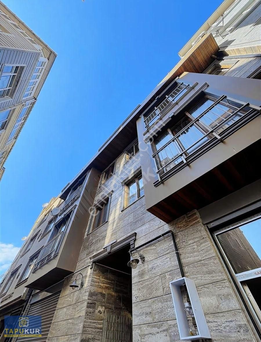 Fatih'te Altay Caddesinde Satılık Dükkanlar Tapukur'dan - Görsel 9