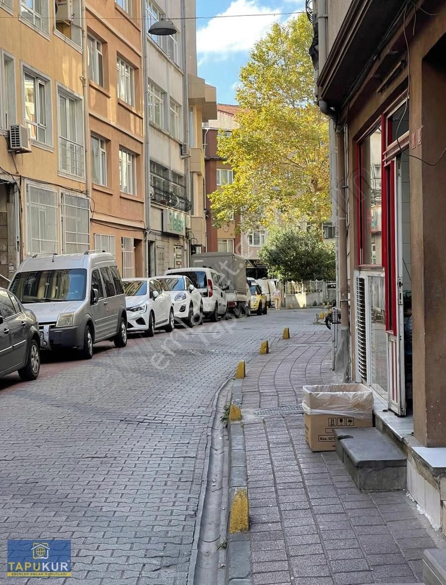 Fatih'te Altay Caddesinde Satılık Dükkanlar Tapukur'dan - Görsel 15