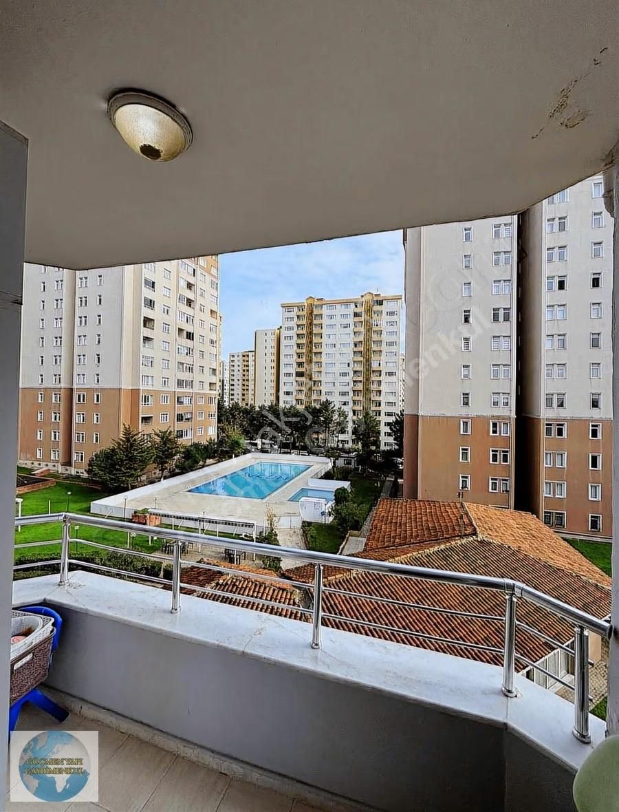 Beylikdüzü Barış Mahallesinde Havuzlu Sitede 3+1 Daire - Görsel 2