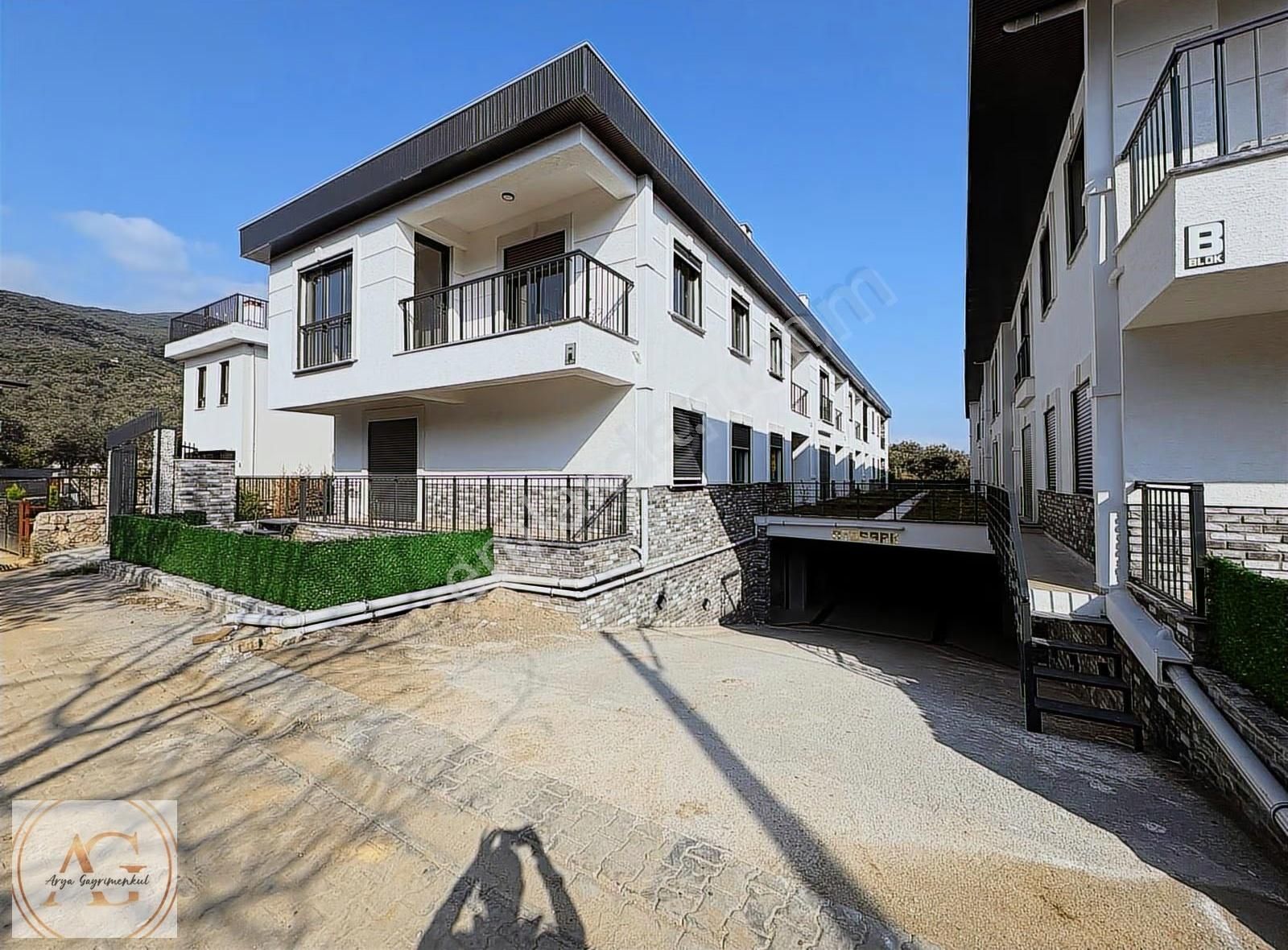 Arya'dan Çamlıbel Köyün'de Bahçeli Kiralık 1+1 Daire