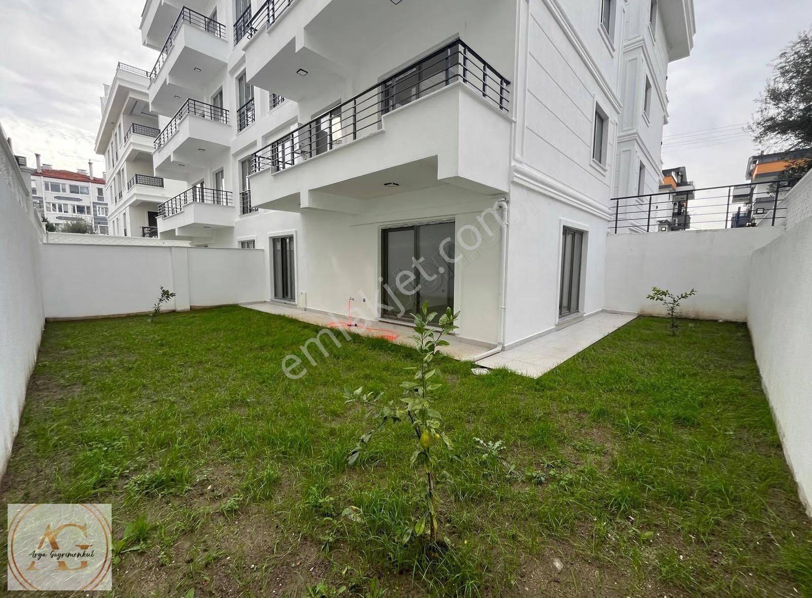 Arya'dan Zeytinli'de Bahçe Kullanımlı 4+1 Dubleks Daire