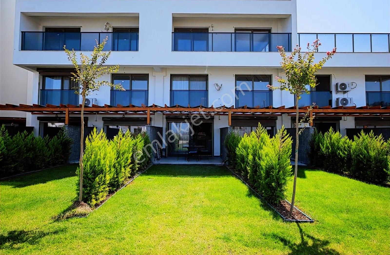 Ayasaranda Rezidans'ta Yıllık Kiralık Bahçeli Dubleks Daire - Görsel 12