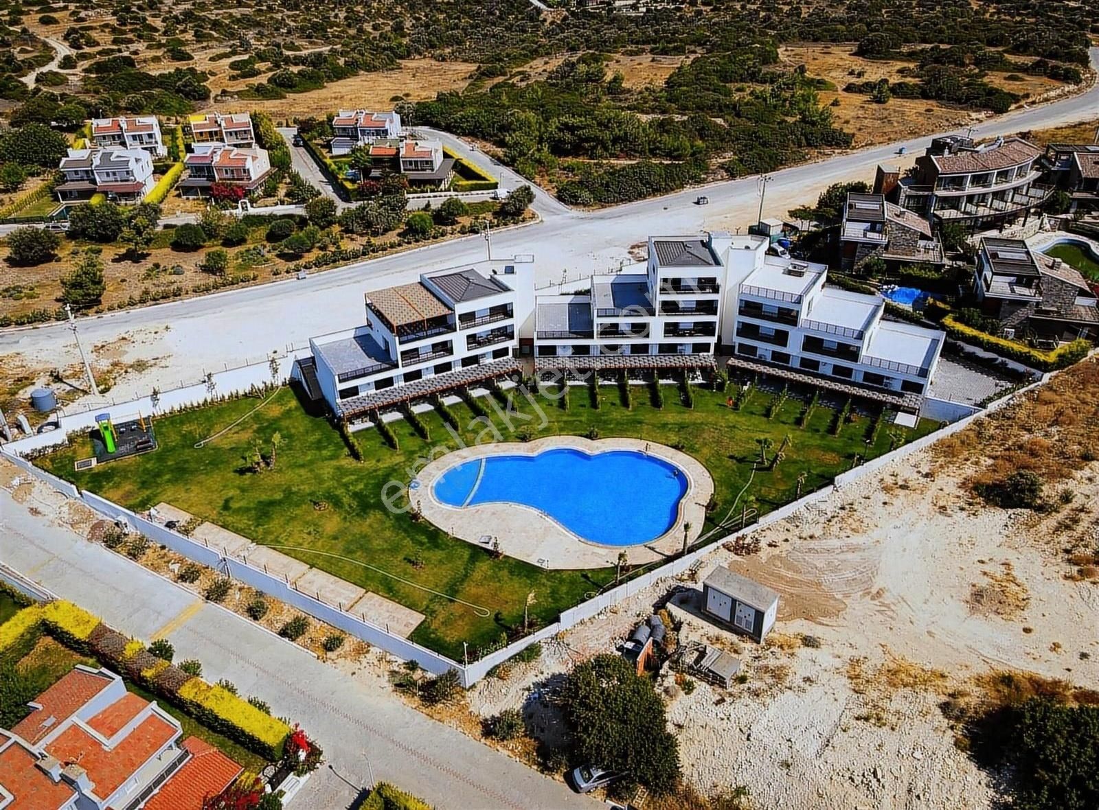 Ayasaranda Rezidans'ta Yıllık Kiralık Bahçeli Dubleks Daire - Görsel 9