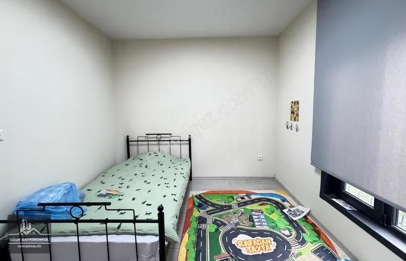 Uğur Gayrimenkul'den Haydariye'de Eşyalı Bahçeli Müstakil Ev - Görsel 13