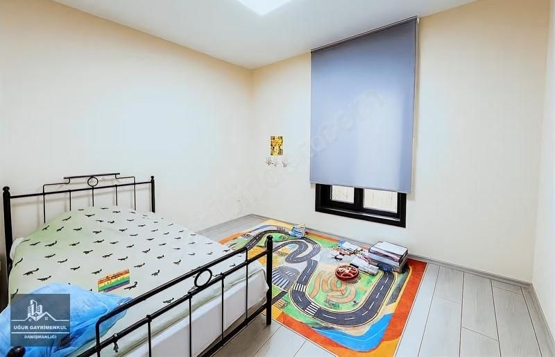 Uğur Gayrimenkul'den Haydariye'de Eşyalı Bahçeli Müstakil Ev - Görsel 5