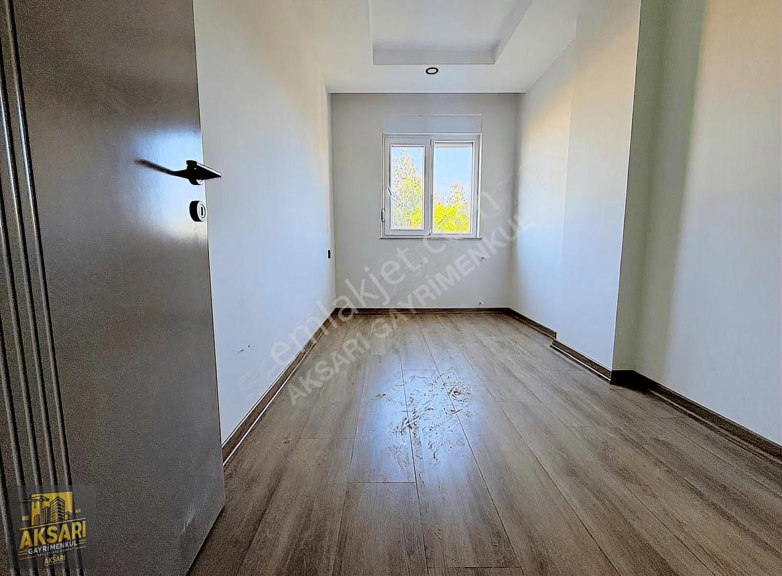 Aydogmusta Genis Asansörlü Ayrı Mutfaklı 3+1 Satılık Daire - Görsel 12