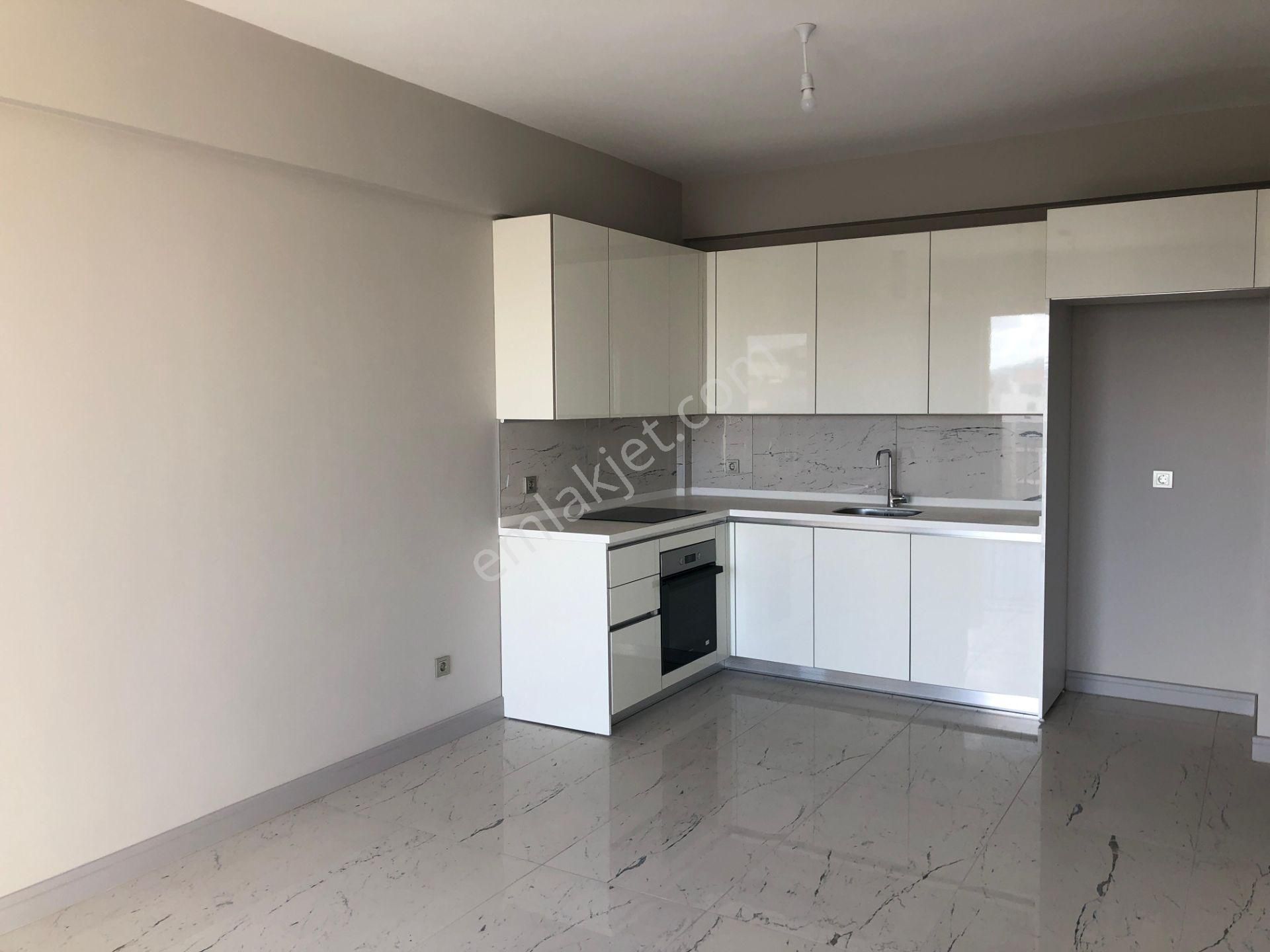 Seworld Sinpaş Metrolife 1+1 65m2 Balkonlu Metro Life - Görsel 2