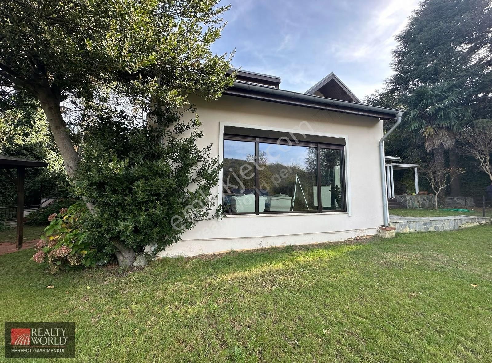 *rw*zekeriyaköy Vişne 3 Bölgesi Kiralık 9 Tip 6+1 Koza Villası - Görsel 2