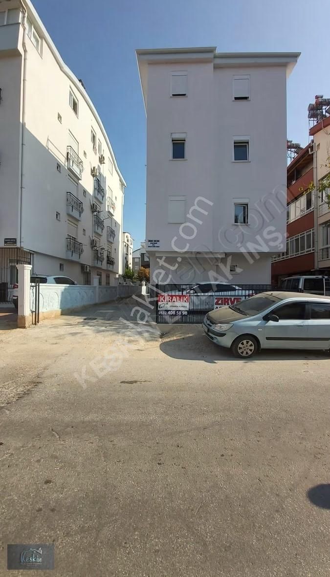 Ulusoy Caddesinde Ara Kat Asansörlü 1+1 Eşyasız - Görsel 5