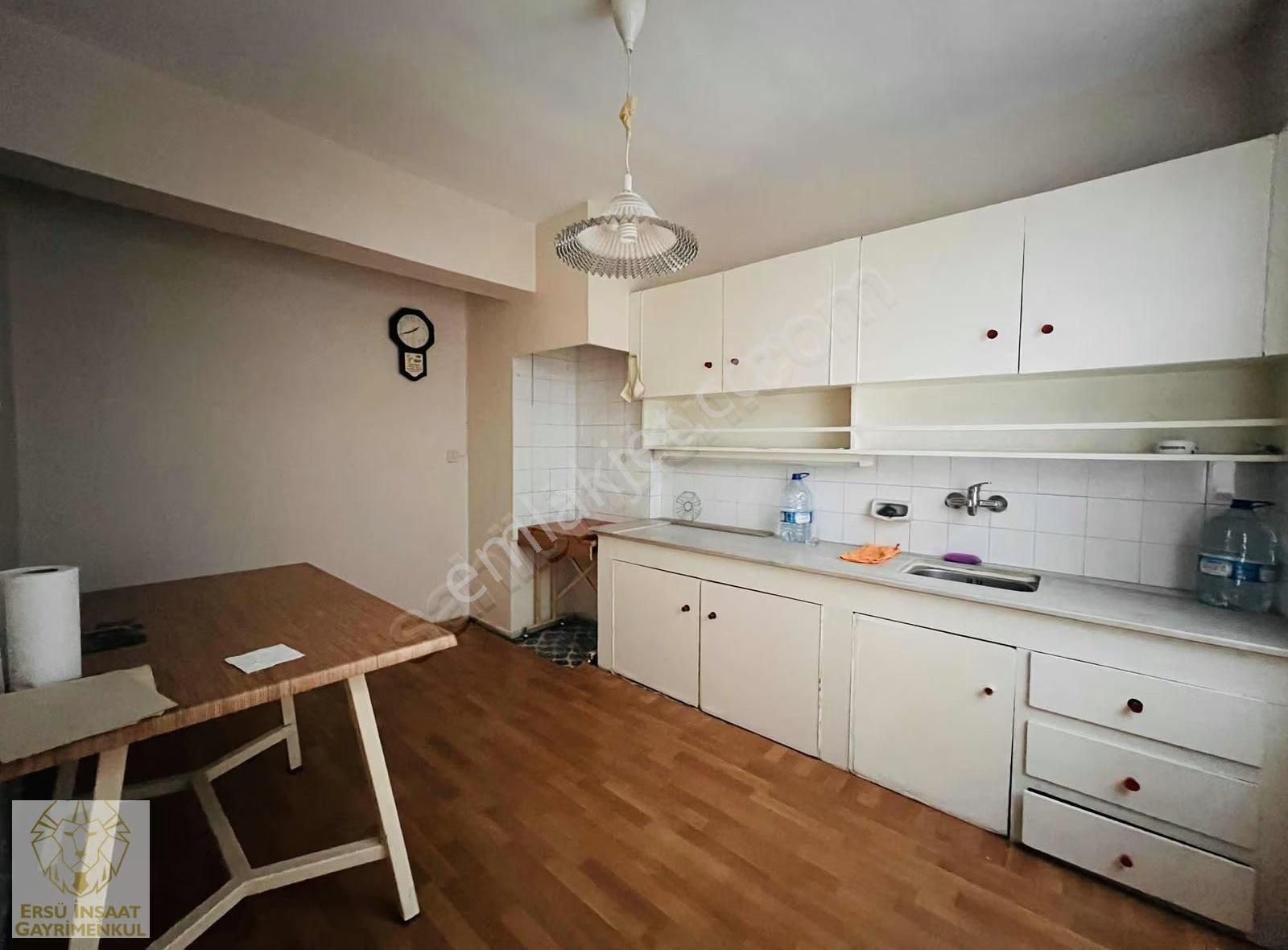 Ersü'den Polat Caddesinde Hastane Yakını 3+1 130m2 Arakat Daire - Görsel 19