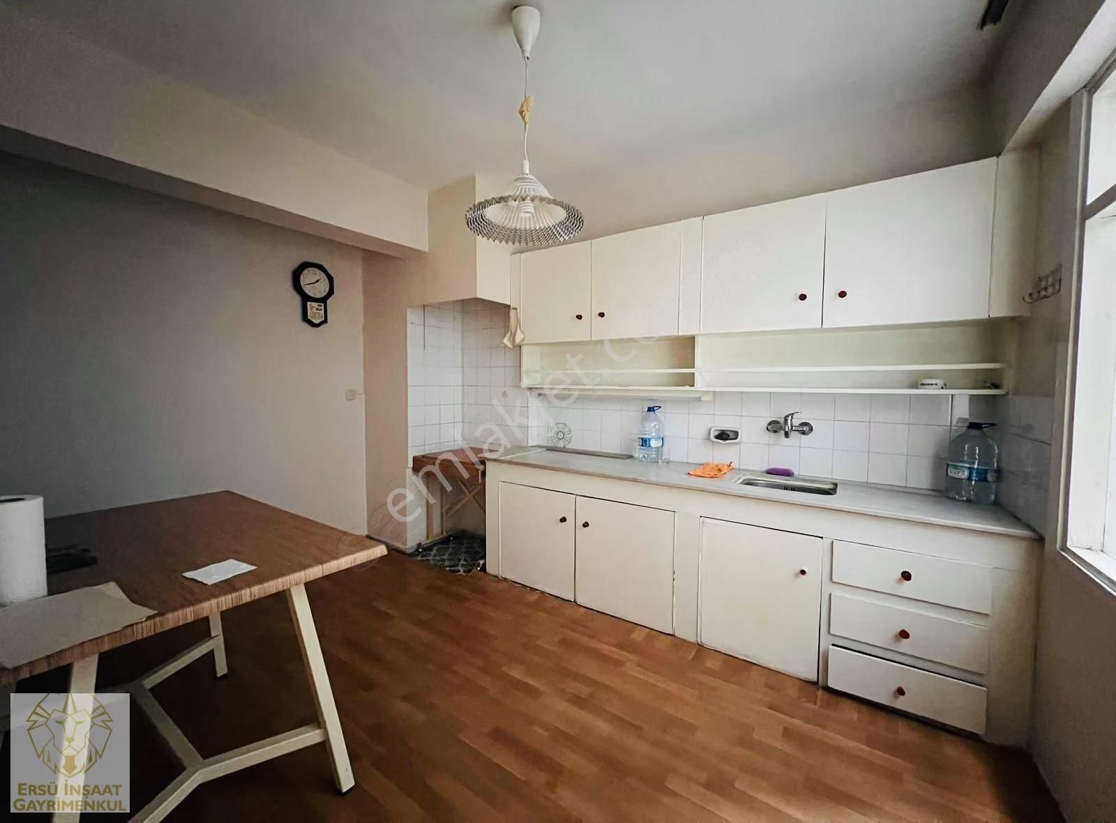 Ersü'den Polat Caddesinde Hastane Yakını 3+1 130m2 Arakat Daire - Görsel 10