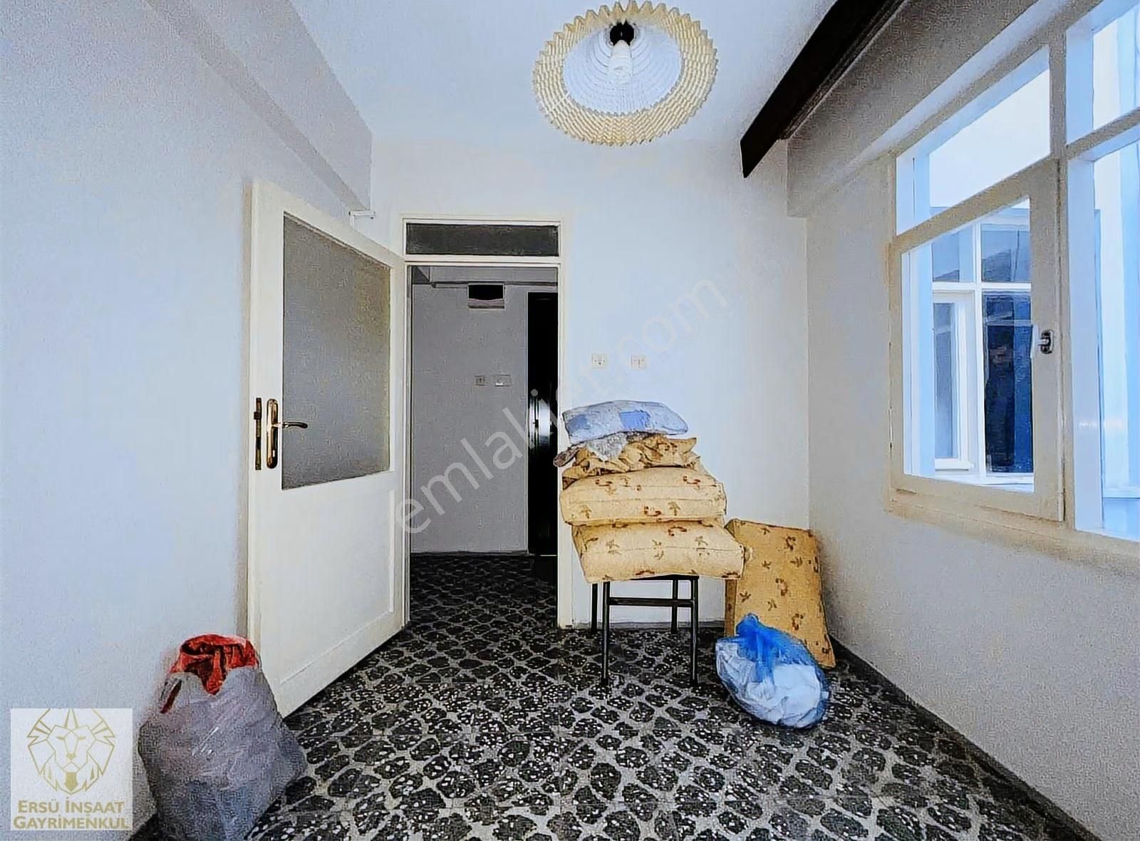 Ersü'den Polat Caddesinde Hastane Yakını 3+1 130m2 Arakat Daire - Görsel 18