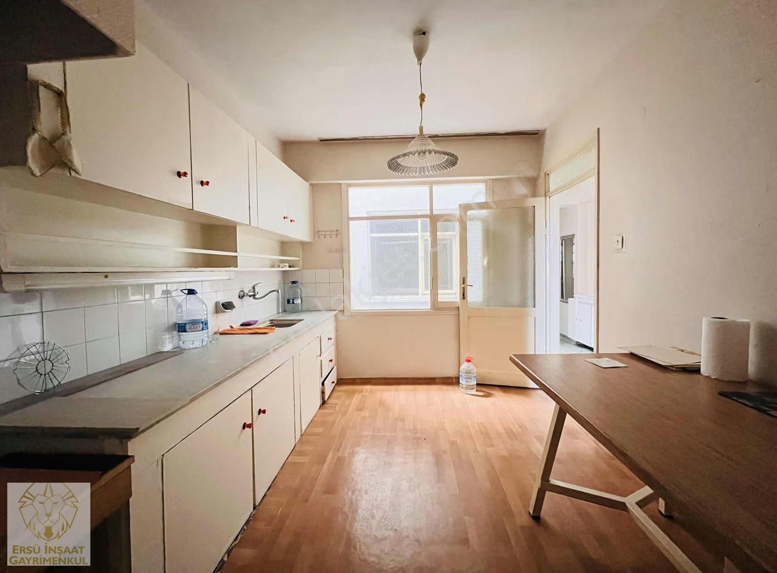 Ersü'den Polat Caddesinde Hastane Yakını 3+1 130m2 Arakat Daire - Görsel 13