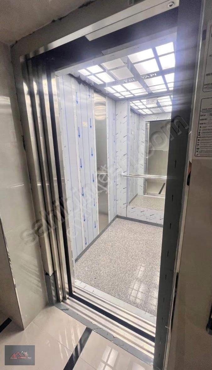 Darıca İstasyon Cadesi 4+1 220 M² Asansörlü Lüks Çatı Dubleksi - Görsel 18