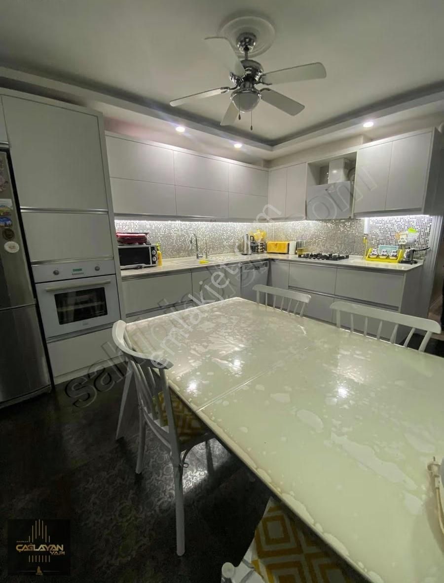 Merkezi Konumda Mükkemmel 4+1