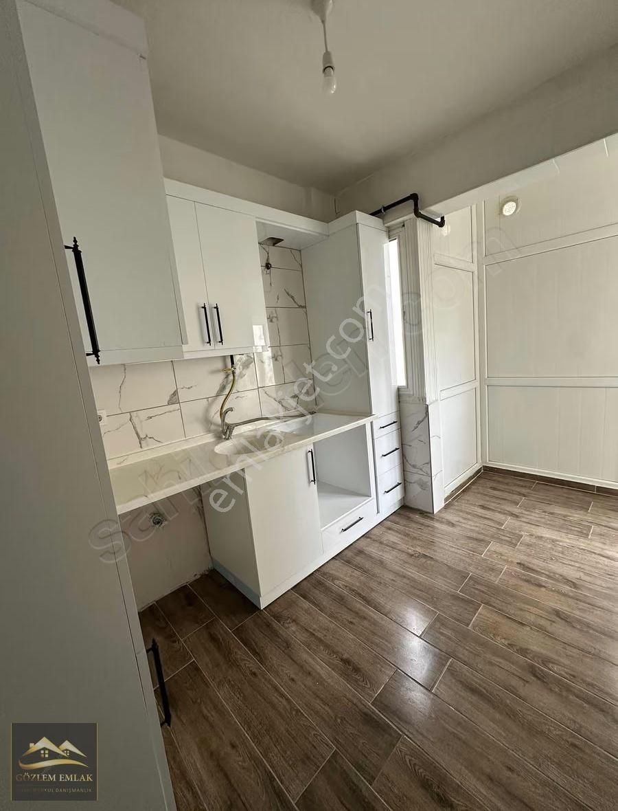 Aliağa Çarşı Merkez 2+1 Ara Kat Yalıtımlı Kiralık Daire - Görsel 3