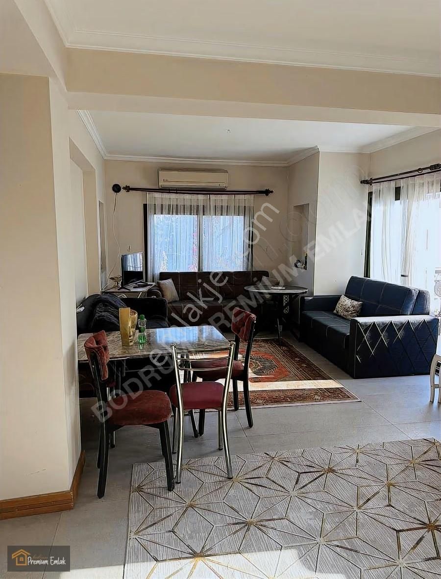 Bodrum Merkez Havuzlu Sitede Satılık 3+1 Kelepir Daire - Görsel 2