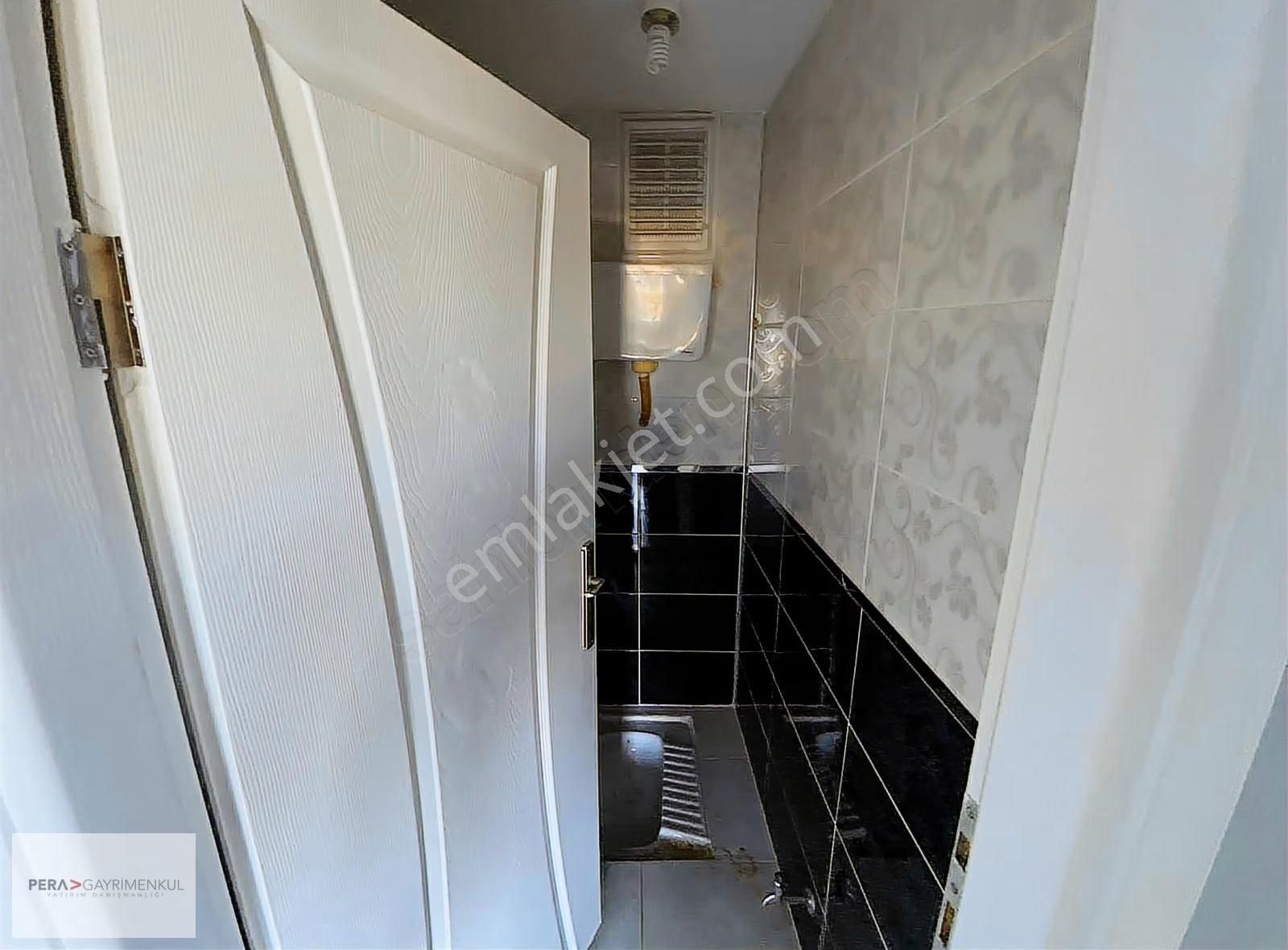 Avm Bölgesinde Arakat Kiralık 3+1 Daire - Görsel 4