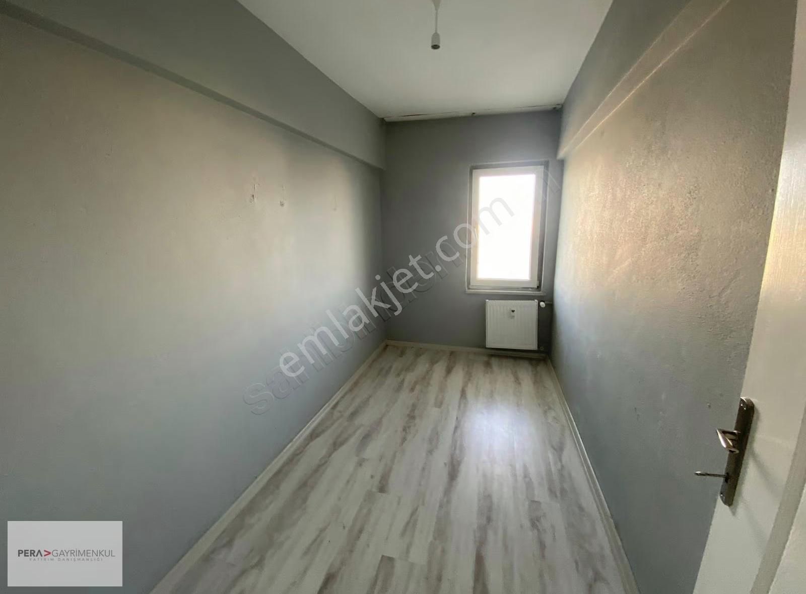 Avm Bölgesinde Arakat Kiralık 3+1 Daire - Görsel 5