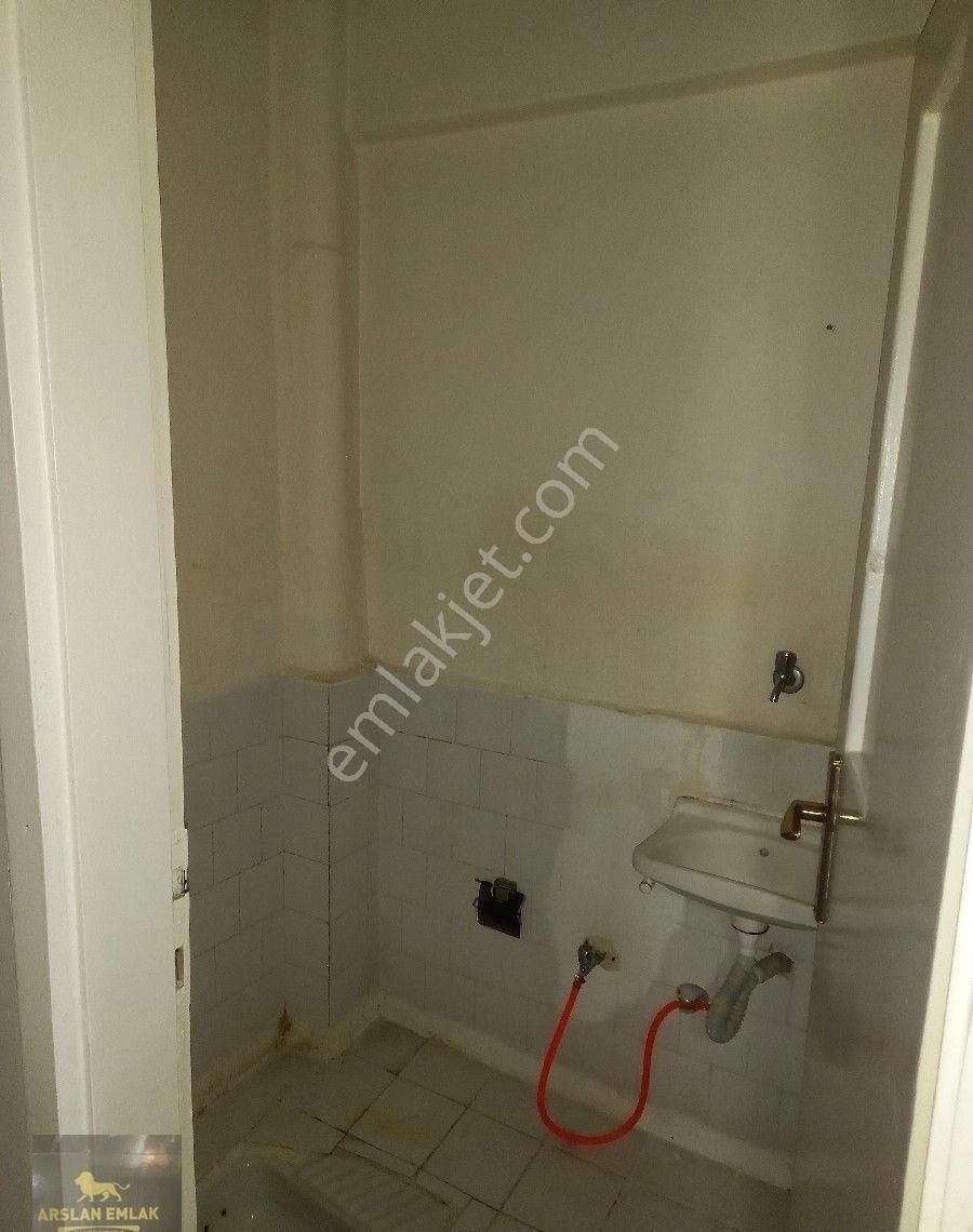 Keçiören Güçlükaya Mah .dodurga Sokakta Manzaralı 3+1 Kiralık Daire - Görsel 13