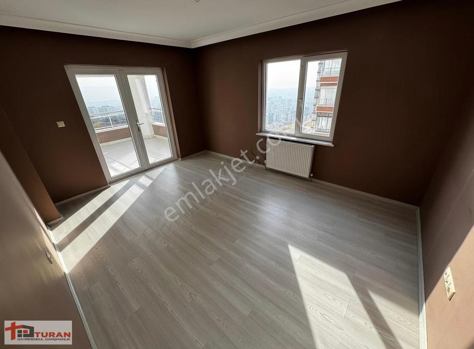 Turan'dan Kılıç Park Evlerinde 3+1 Ebv.banyolu 2 Balkonlu - Görsel 25