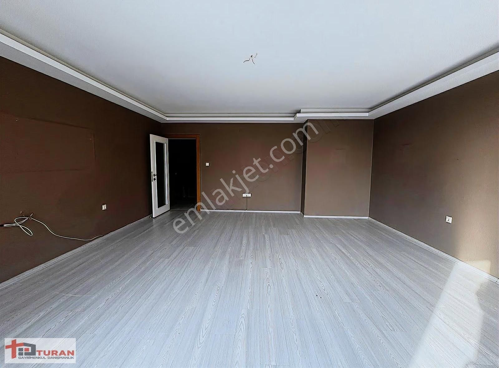 Turan'dan Kılıç Park Evlerinde 3+1 Ebv.banyolu 2 Balkonlu - Görsel 22